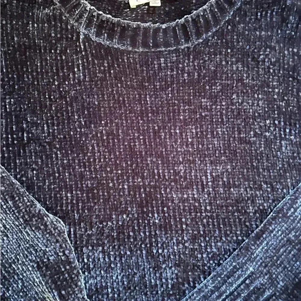 Super Soft Chenille Crew Neck Philosophy Sweater Size L
